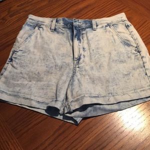 American Eagle Mom Short
